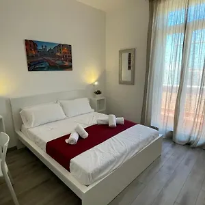 Apartamento Caracciolo33, Roma